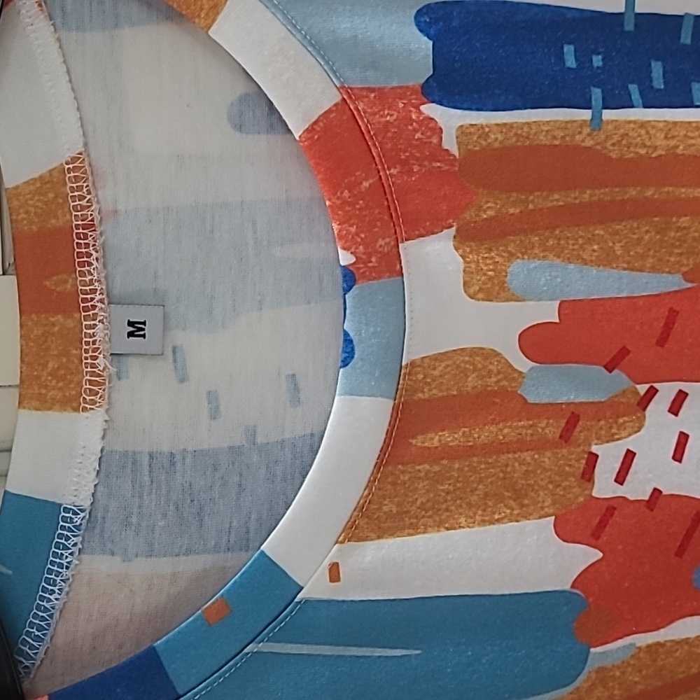 Generous Medium Color Tank - Picture 2 of 2